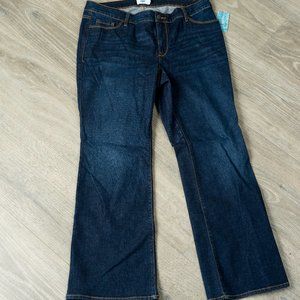 NWT Old Navy Boot cut jeans - sz 18